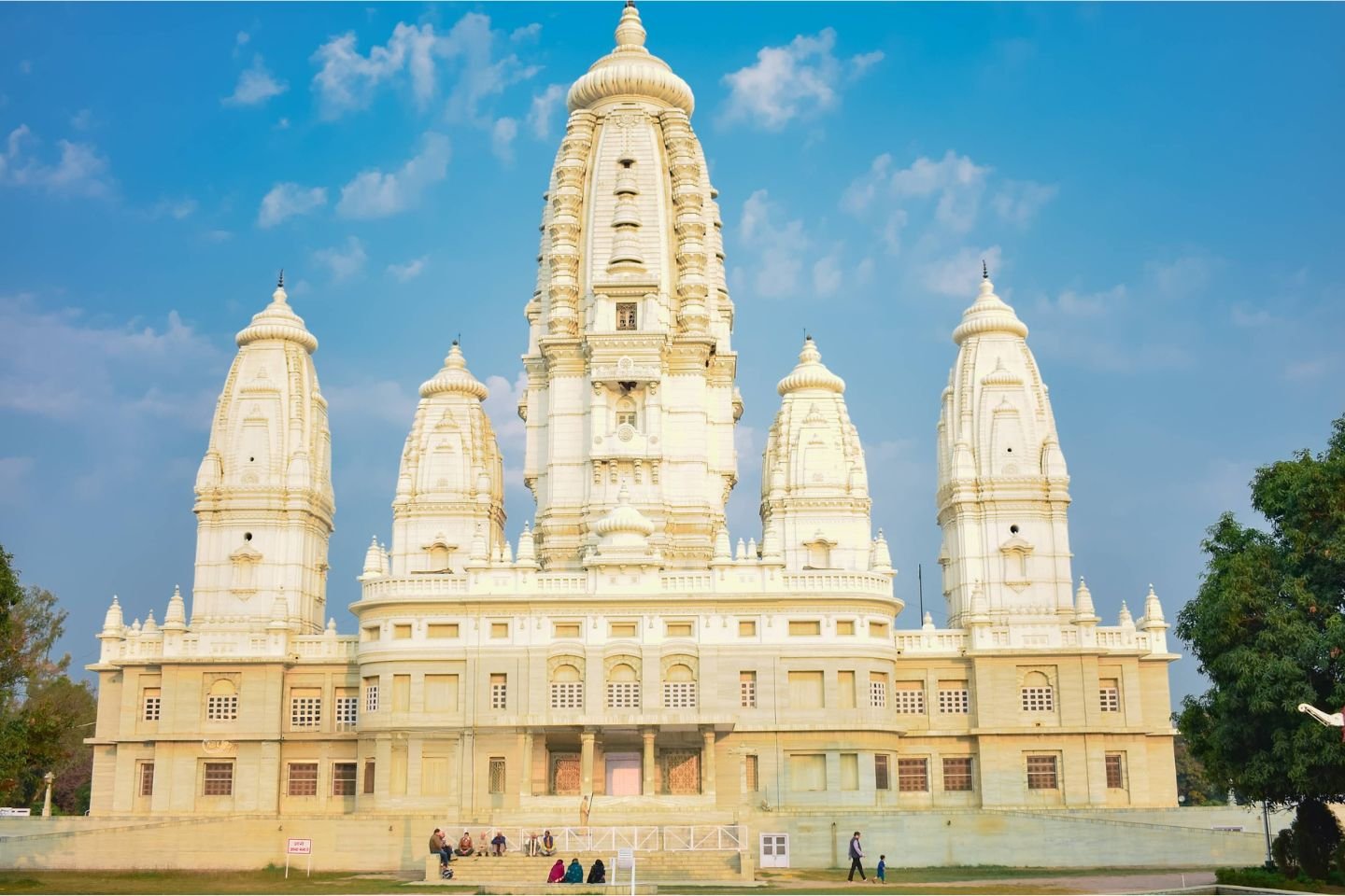shri-radhakrishna-temple-jk-temple-kanpur-tourism-header